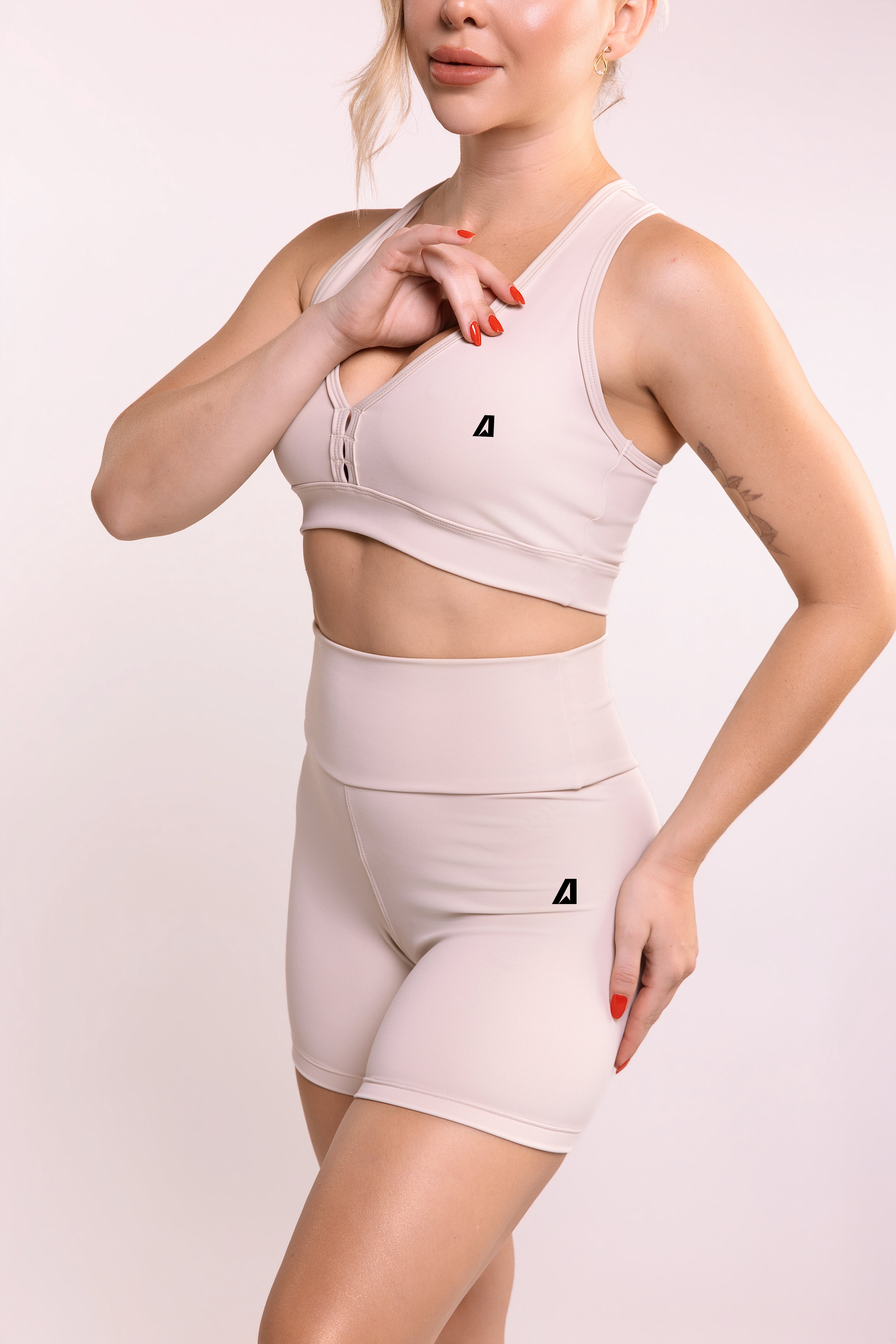 Top Active Off White